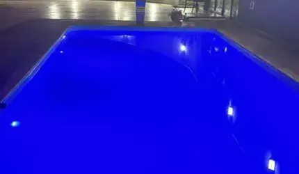 R Elpidio Ignacio Simões, Casa com 04 quartos (01 suíte) e piscina