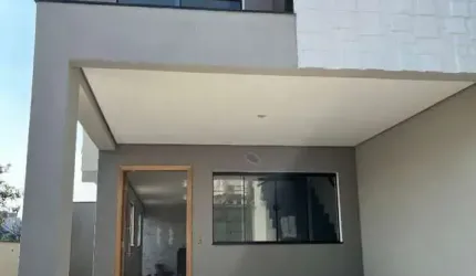 Lindo Sobrado para Venda com ótima localização