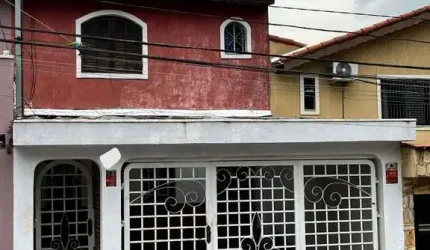 Sobrado com 5 dormitórios à venda, 175 m² por R$ 950.000,00 - Campestre - Santo André/SP