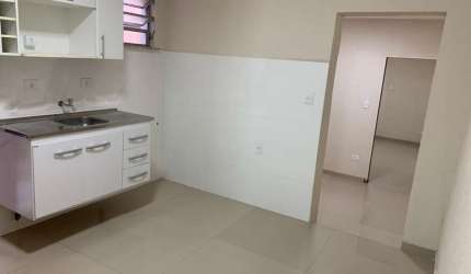 Casa com 1 dormitório para alugar por R$ 1.140,00/mês - Vila Helena - Santo André/SP