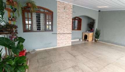 Casa  à Venda em São José dos Pinhais-PR, Bairro Parque da Fonte - 3 Quartos, 2 Salas, 2 Banheiros, 90m² proximo a fabrica do boticario
