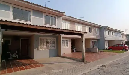 Sobrado em condomínio fechado com 3 Quartos - Bairro Cidade Jardim