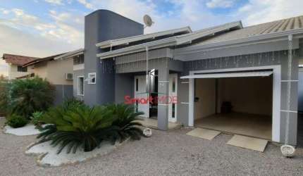 Casa com 3 quartos à venda na Rua Joao Alexandre da Silva, 94, Universitário, Tijucas por R$ 900.000