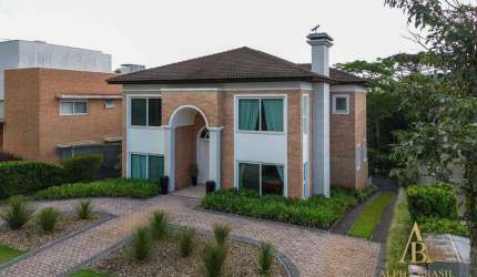 Casa dos Sonhos no Alphaville Graciosa – Móveis Sob Medida em Todos os Cômodos