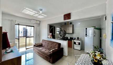Apartamento Mobiliado com Sacada Vista Livre