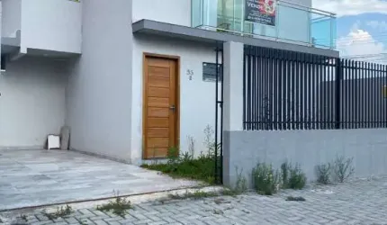 CASA com entrada individual à venda com 78m² com súite e sacada