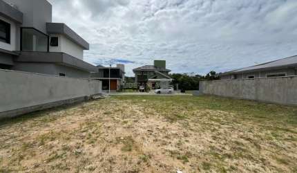 Terreno em condomínio fechado à venda na Rua Intendente Antônio Damasco, --, Ratones, Florianópolis por R$ 890.000