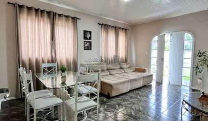 Casa com 3 quartos à venda na Servidão Estrela, --, Cacupé, Florianópolis por R$ 1.325.000