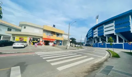 Prédio à venda na Rua Jardim Esperança, --, Carianos, Florianópolis por R$ 2.600.000