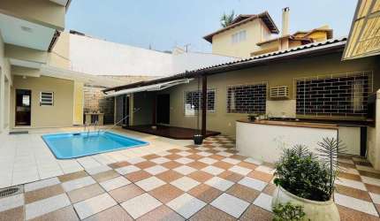 Casa com 2 quartos à venda na Rua Luiz Pasteur, --, Trindade, Florianópolis por R$ 1.790.000