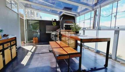CASA COM 3 QUARTOS, SENDO 3 SUÍTES, PISCINA NO CÓRREGO GRANDE!
