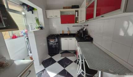 Vendo apto Embaré 2 dorms - 4 quadras da praia REF 2778