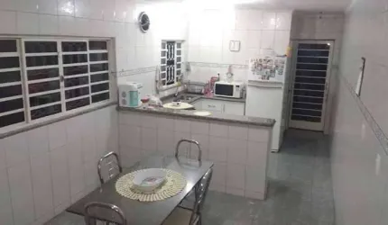 Casa com 3 quartos à venda na Avenida Americana, 136, Vila Nova Sorocaba, Sorocaba por R$ 408.100