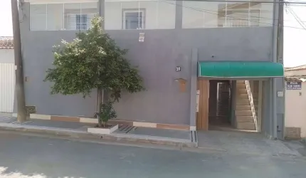 Casa com 3 quartos à venda na Rua Voluntários da Pátria, 28, Vila Carvalho, Sorocaba por R$ 373.000