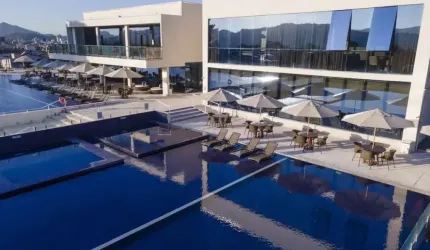 Casa em condomínio fechado com 5 quartos à venda na Rua José Francisco Bernardes, 1338, Areias, Camboriú por R$ 2.950.000
