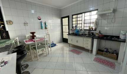 Casa com 2 quartos à venda na Rua Aparecida, 1010, Jardim Santa Rosália, Sorocaba por R$ 850.000