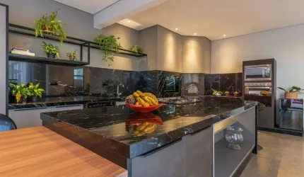 Casa em condomínio fechado com 4 quartos à venda na Rua Laura Maiello Kook, 3.550, Jardim Novo Mundo, Sorocaba por R$ 2.650.000