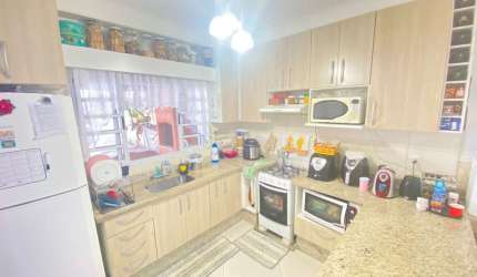 Casa com 3 quartos à venda na Rua Diadema, 640, Jardim Leocádia, Sorocaba por R$ 690.000