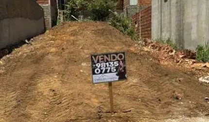 Terreno à venda no bateias 2