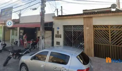Casa Grande à venda na Av Poço do Mero, Bugio. 02 pavimentos e um ponto comercial. 330m² .