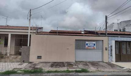 Casa com 3 dormitórios para alugar, 160 m² - Jabotiana - Aracaju/SE