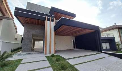 Altos da Serra III, casa nova com 4 suítes / Avalia permutas