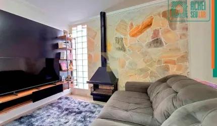 Sobrado a venda na Granja Viana, SP, com 83,31m² de área construída, living para 2 ambientes, 2 dormitórios, garagem 2 autos