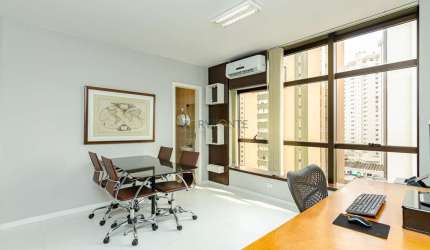 Sala comercial à venda na Rua Capitão Souza Franco, 881, Bigorrilho, Curitiba, 18 m2 por R$ 210.000