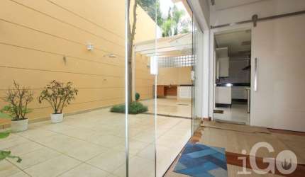 Casa em condomínio fechado com 4 quartos à venda na Rua Marcondésia, Chácara Monte Alegre, São Paulo por R$ 3.000.000