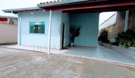 Casa com 3 quartos à venda na Rua Doutor Rowilson Flora, 713, Santa Teresa, Poços de Caldas, 120 m2 por R$ 400.000