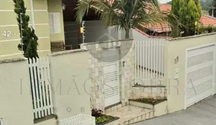 Casa com 3 quartos à venda na Rua Indira Gandhi, 20, Residencial Morumbí, Poços de Caldas, 100 m2 por R$ 670.000