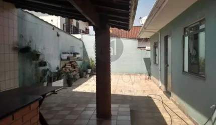 Casa com 3 quartos à venda na Rua Wanda Tramonte Quinteiro, 56, Parque Primavera, Poços de Caldas, 165 m2 por R$ 560.000