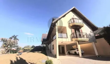Casa com 4 quartos à venda na Rua Paschoal Risola, 389, Chácara São Francisco, Poços de Caldas, 668 m2 por R$ 2.800.000
