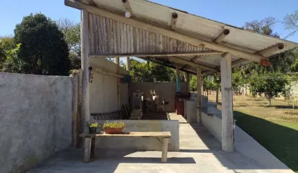Chácara / sítio com 2 quartos à venda na Rua Um, 00, Área Rural de Poços de Caldas, Poços de Caldas, 250 m2 por R$ 680.000