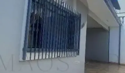 Casa Terrea com Piscina Proximo do Centro