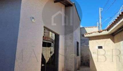 OTIMA CASA TERREA ZONA OESTE DE POCOS DE CALDAS