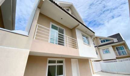 Casa de Condomínio com 3 quartos  à venda, 129.67 m2 por R$599000.00  - Uberaba - Curitiba/PR