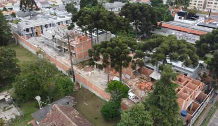 Sobrado com 3 quartos  à venda, 103.32 m2 por R$880000.00  - Boqueirao - Curitiba/PR