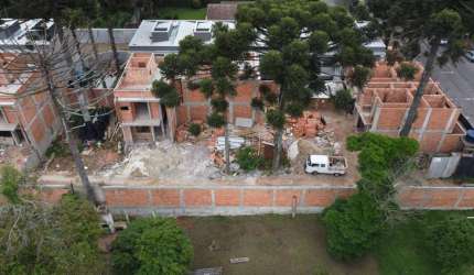 Sobrado com 3 quartos  à venda, 103.32 m2 por R$860000.00  - Boqueirao - Curitiba/PR