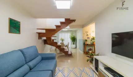 Sobrado com 3 quartos  à venda, 123.05 m2 por R$632900.00  - Xaxim - Curitiba/PR