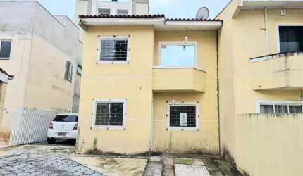 Sobrado com 3 quartos  à venda, 77.00 m2 por R$429000.00  - Uberaba - Curitiba/PR