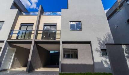 Sobrado com 3 quartos  à venda, 124.65 m2 por R$685000.00  - Uberaba - Curitiba/PR