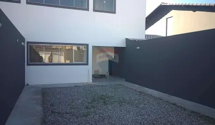 Casa com 3 quartos para alugar em Pedra de Guaratiba