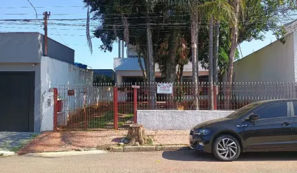 Casa à Venda Espaçosa em Jordanésia, Cajamar