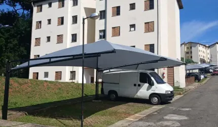 Apartamento no Condomínio dos Coqueiros com 2 Dormitórios