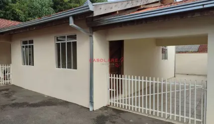 Casa com 2 quartos para alugar na Rua Hellena Betecek, 4016, Butiatuvinha, Curitiba por R$ 1.500