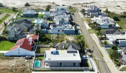 Casa Vista Alegre em Arroio do Sal/RS Cód 380