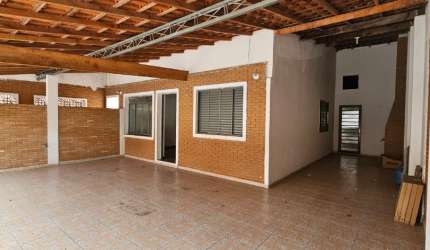 Excelente oportunidade  casa com edícula no Bosque dos Eucaliptos  -  Localizada em São José dos Campos - Zona Sul - Bairro Bosque dos Eucaliptos
