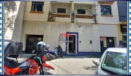 Apartamento sala 2 quartos, enaltecendo seu excelente localização