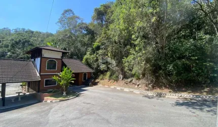 Terreno com 1.000m², excelente topografia, a venda por $ 100.000,00 - Condomínio Parque Germânia - Mairiporã-SP